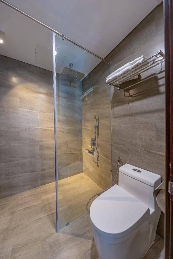K Hotel Sauna And Massage Da Nang Esterno foto