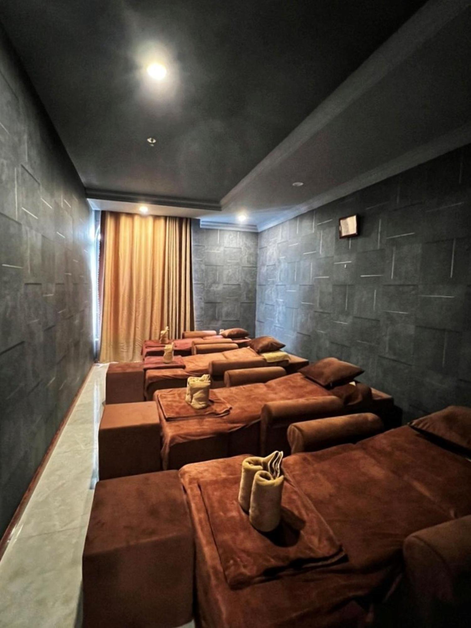 K Hotel Sauna And Massage Da Nang Esterno foto