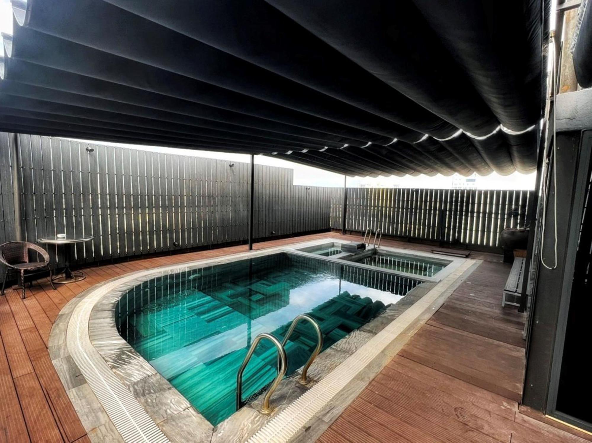 K Hotel Sauna And Massage Da Nang Esterno foto