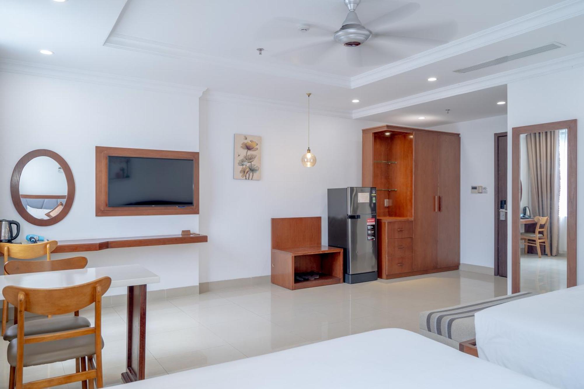K Hotel Sauna And Massage Da Nang Esterno foto